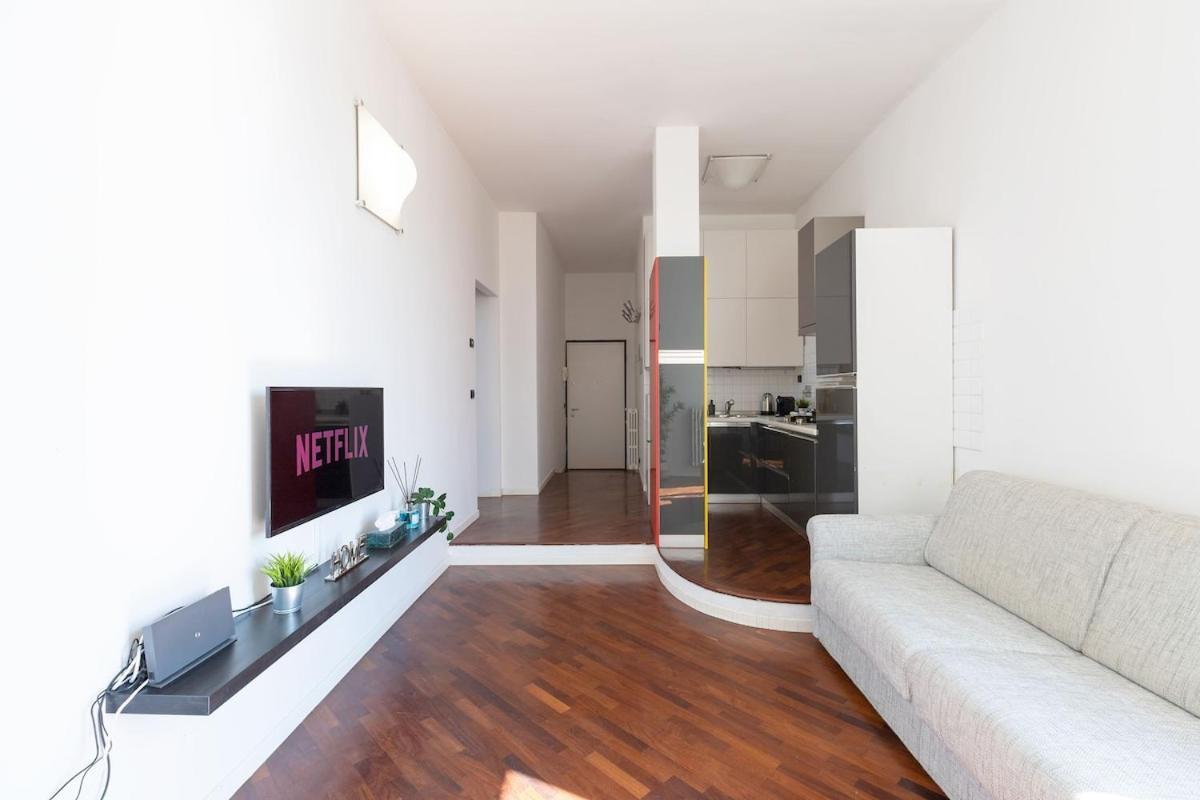 Ale Apartment Castello Imperatore -Parking Disponibile- Prato  Exterior photo